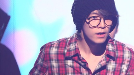 Donghae is Hot n Cold