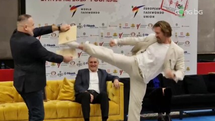Слави Бинев награди Асен Блатечки и Калин Врачански, актьорите показаха майсторство