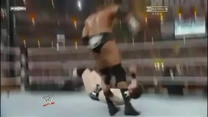 Triple H - High Knee Strike