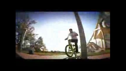 Страхотни трикове с Bmx - Aaron Ross