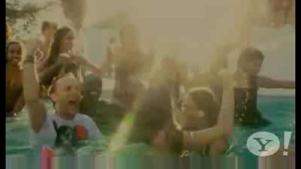 David Guetta feat. Akon - Sexy Bitch