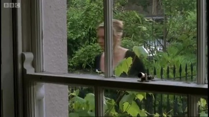 Alex and Jessica kiss - Mistresses - Bbc