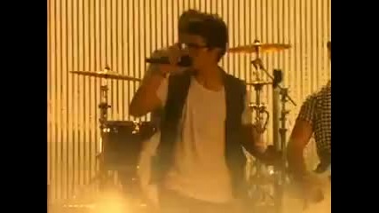 Jonas Brothers - Set This Party Off 