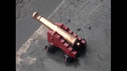 Малко но мощно оръдие