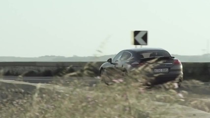 New 2012 Porsche Panamera Turbo S Trailer