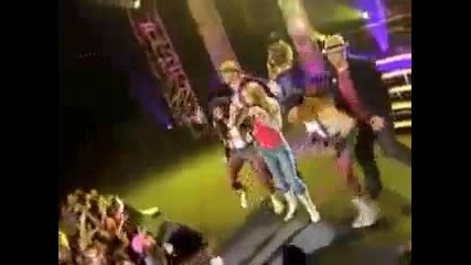 Hannah Montana - Best Of Both Worlds + Превод 