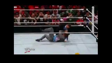 Alex Riley преби The Miz