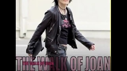 The Runaways Set - Kristen Stewart as Joan Jett (do you wanna Touch Me) 