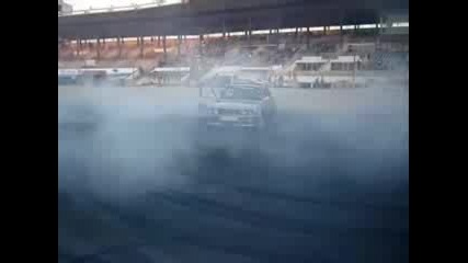 Bmw Doing Some Crazy Donuts !!