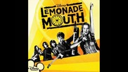 Lemonade Mouth - And The Crowd Goes