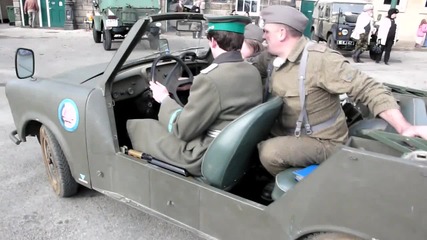 Трабант - Trabant Kubel at Crich Red Oktober 