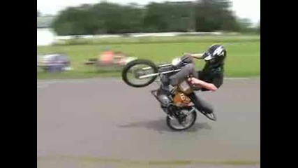 Simson Stunt by snake