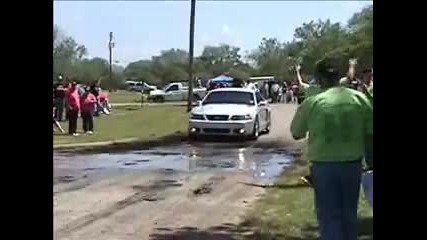 burnout s mustang 
