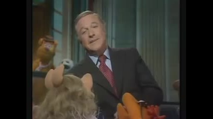 The Muppet Show - Gene Kelly Medley Singing in the Rain 