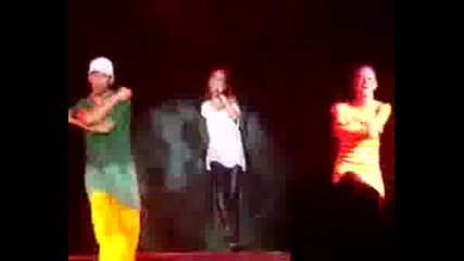 Vanessa Hudgens - Come Back To Me (на Живо в Baton Rouge,LA)