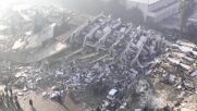 КАДРИ ОТ ДРОН: Разрушенията в Турция след смъртоносните трусове
