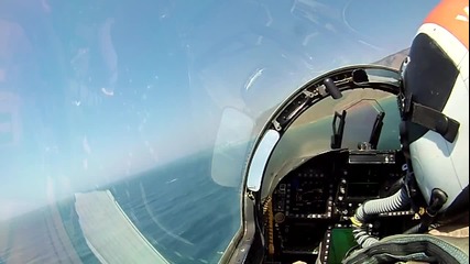 Чувството да летиш ниско с F-18