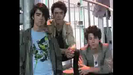 Jonas Brothers Rock The Road With Chevy.av