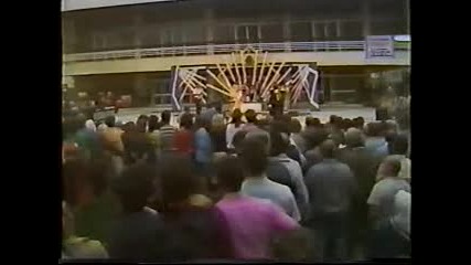 Орк.канари-стефка Аврамова и Елена Чаушева