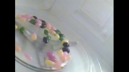 Желирани бомбони в микровълнова печка 