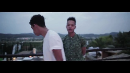 New! Rizzle Kicks - Dreamers (official Video)