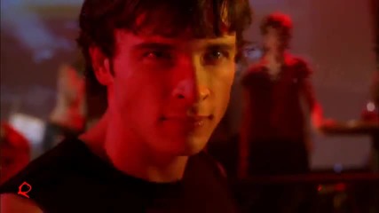 Smallville - So Far Away // Music Video