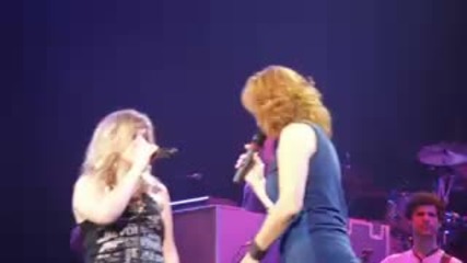 Kelly Clarkson Feat Reba Mcentire Breakaway Live Birmingham, Alabama November 2008 