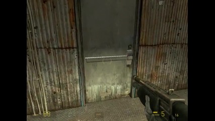 Half Life 2 - Атакуване на зомбита