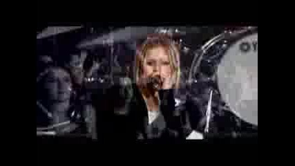 Avril Lavigne - Sk8er Boi (live)