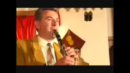 Виевска Фолк Група - Искам вино да се лей