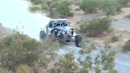 пустинно offroad състезание