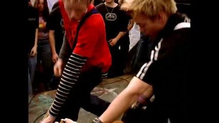 Sum 41 - Fat Lip 