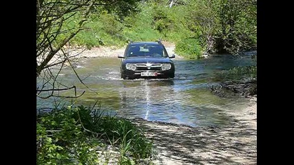 Dacia Duster 4x2 offroad тест драйв 