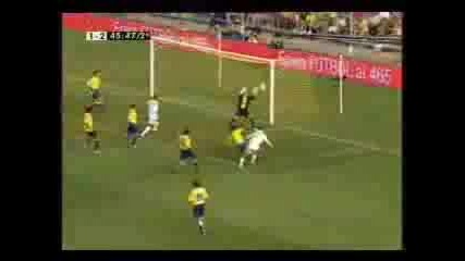 Robinho Vs Lionel Messi Compilation.flv