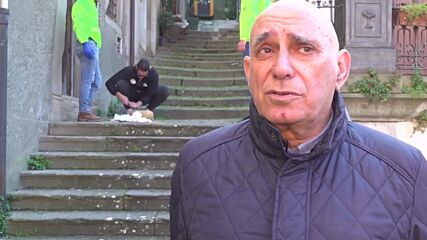 5-вековна традиция: В Сицилия „хвърляха” 12-килограмова пита сирене (ВИДЕО)