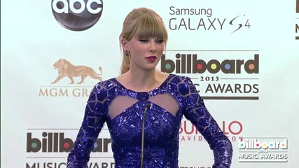 Taylor Swift in the Billboard Music Awards Press Room 2013