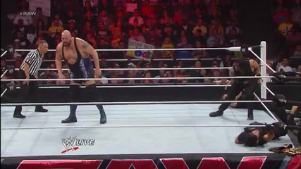Big Show vs. The Shield - 3-on-1 Handicap Match: Raw, August 19, 2013