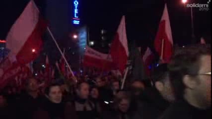 Бой на демонстранти с полицията в протестно шествие във Варшава - Полща 2/2