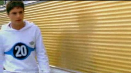 Paolo Meneguzzi - Una Regla De Amor (Una Regola DAmore) (Official Video)