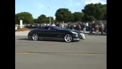 Ето как се тръгва с Maybach Exelero 