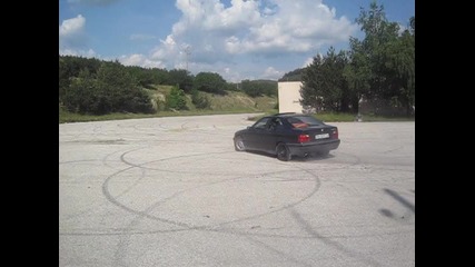 Bmw drifting na poligona v png