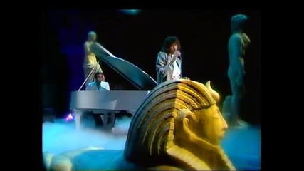 The Carpenters - Touch Me When We're Dancing