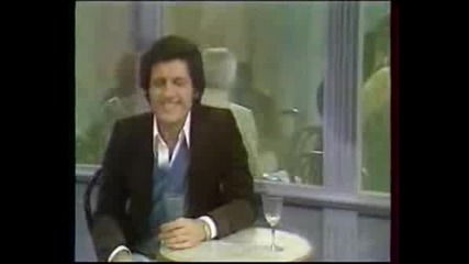 Joe Dassin - Le Cafe Des Trois Colombes