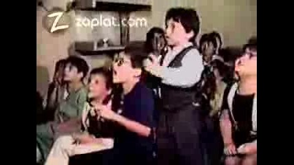 Смешни Бебета