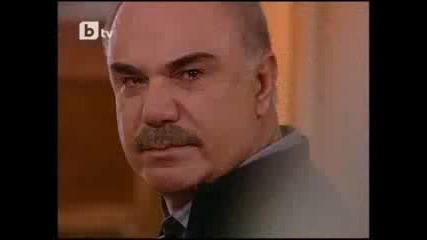 Listopad mnogo tyjna scena