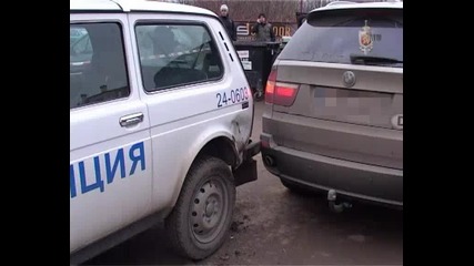 Столични полицаи задържаха двама автокрадци 