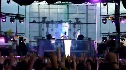 Armin van Buuren&christian Burns This Light Between