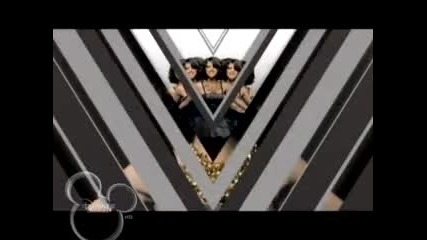 Selena Gomez - Naturally (official Music Video) 