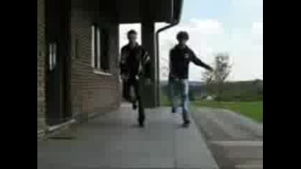 Hardstyle Shuffle V.s. Hardjump
