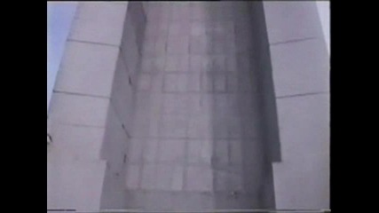 Паметникът на Бузлуджа от 1999